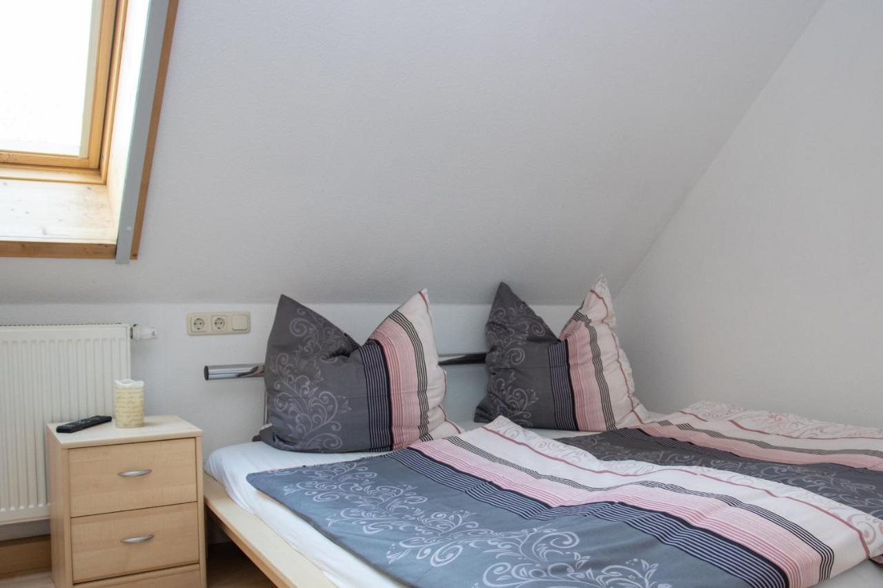 Ferienwohnung Smieszek Niesky Esterno foto